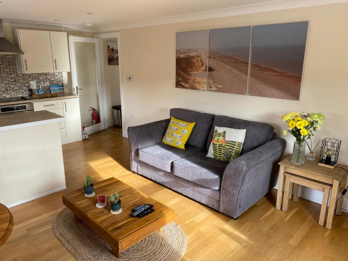 Apartment Lovely In Beautiful Coastal Village